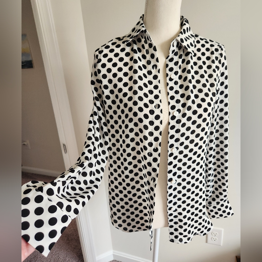 NWT Tahari Black and White Polka Dot Blouse XS
